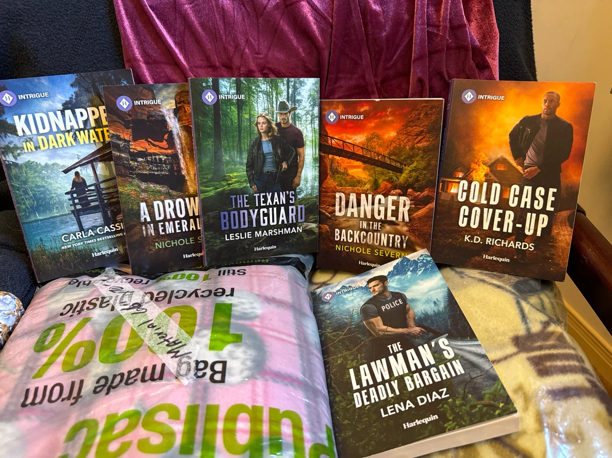 Set of 6 Harlequin Intrigue Romance Novels