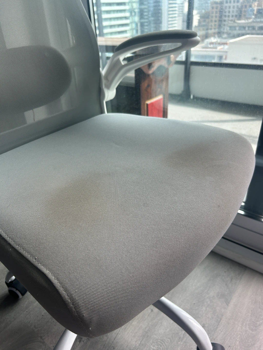 Ergonomic Office Chair with Adjustable Headrest - photo 4