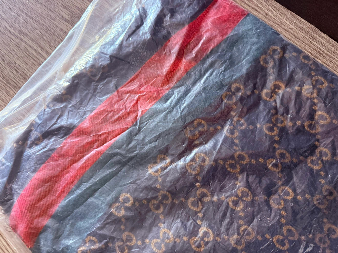 Luxurious BRAND NEW (Sealed) • Pashmina/Scarf - photo 4