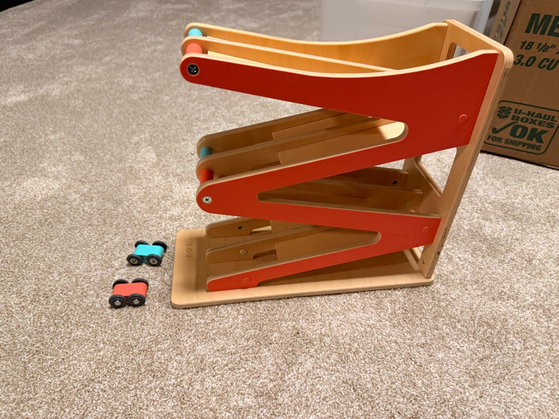 Lovevery Race & Chase Ramp + 2 Cars