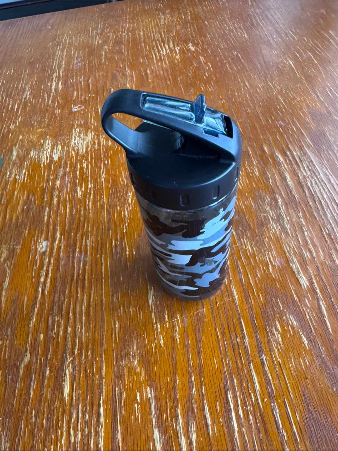 Camouflage reusable water bottle