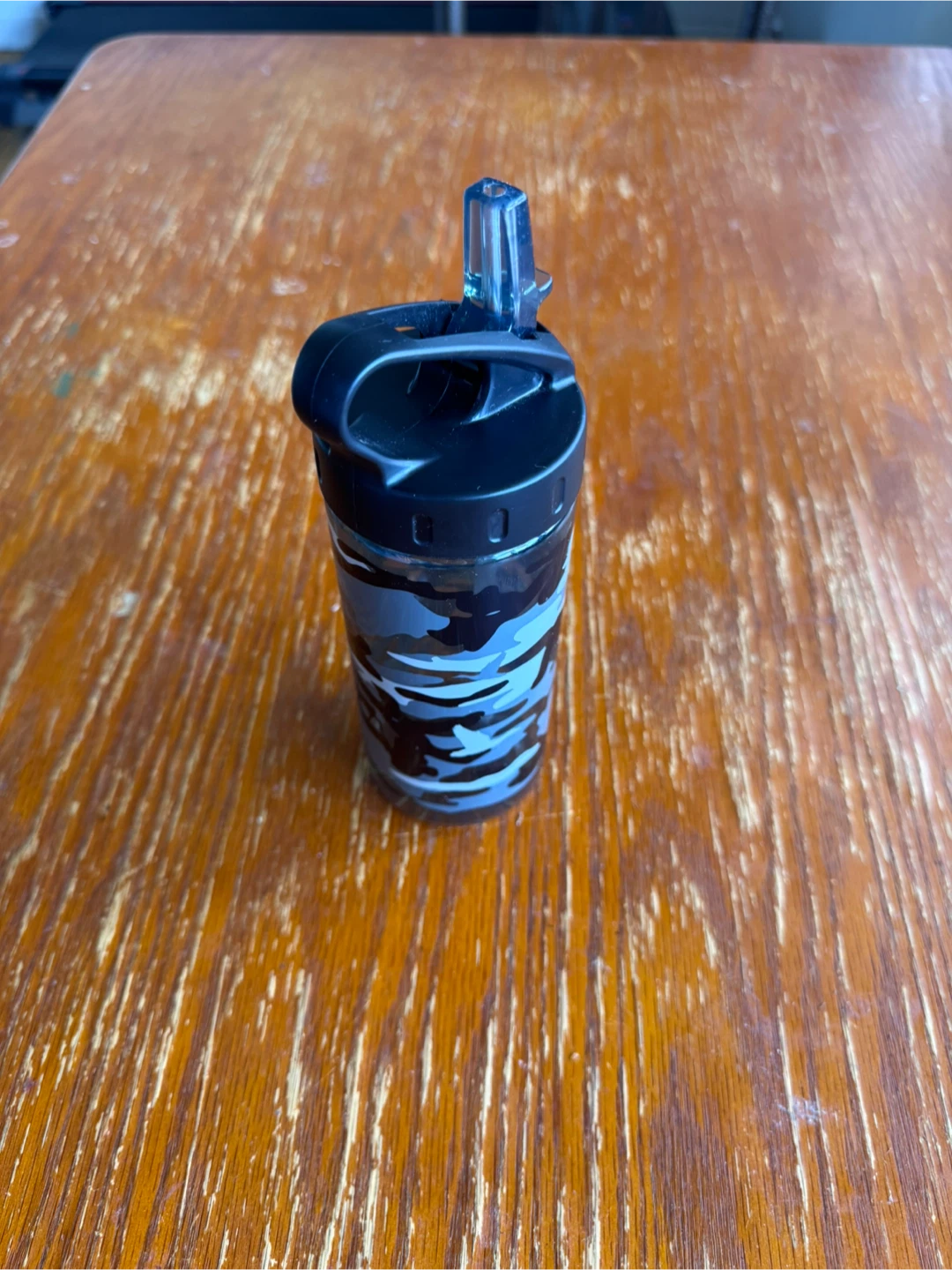 Camouflage reusable water bottle - photo 2