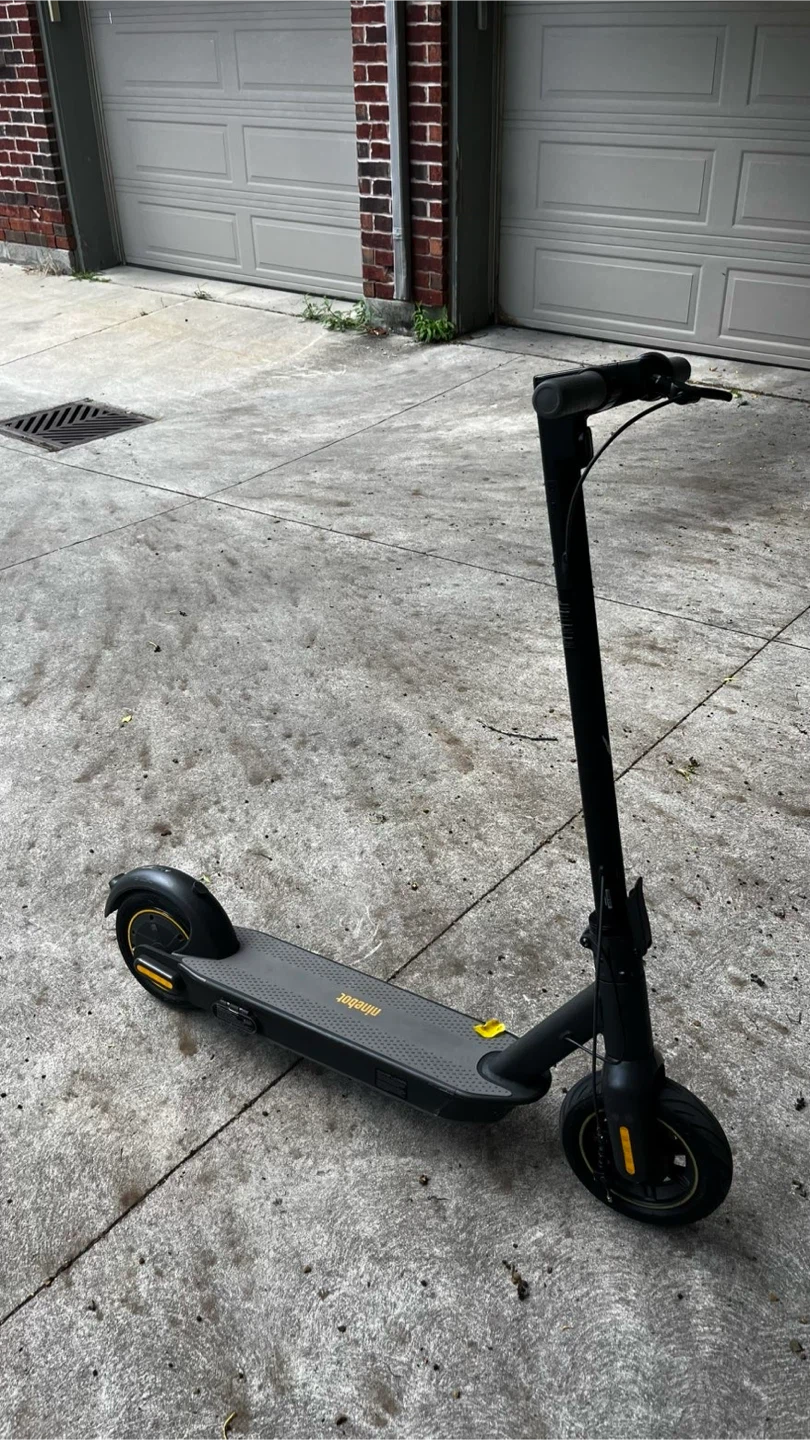 Ninebot Electric Scooter (FAST) - photo 3