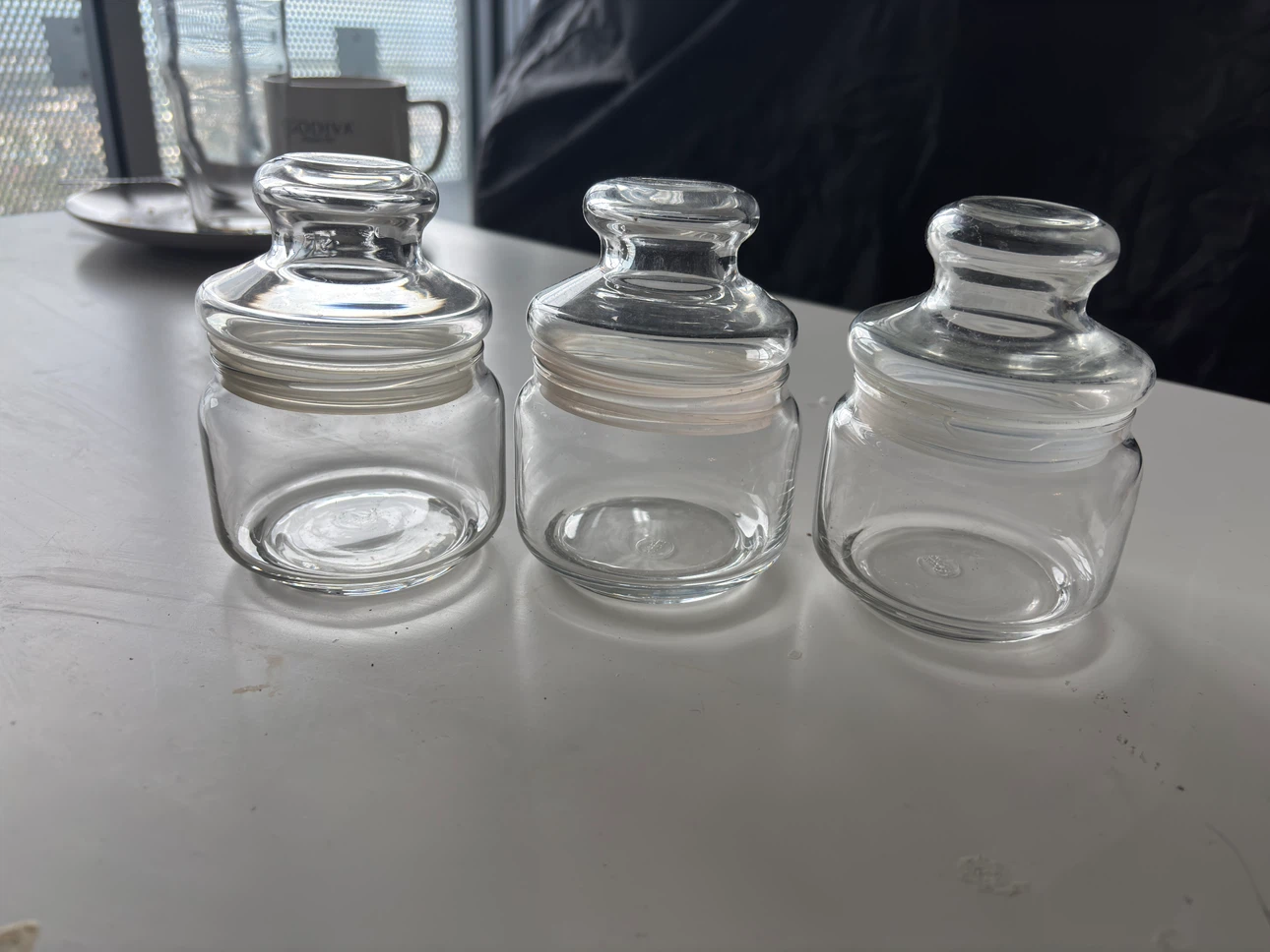 Set of 3 Glass Apothecary Jars with Lids – Clear Glass