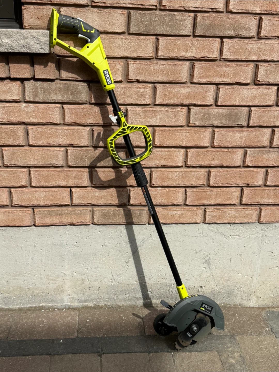 Ryobi P2300 9” 18V Edger