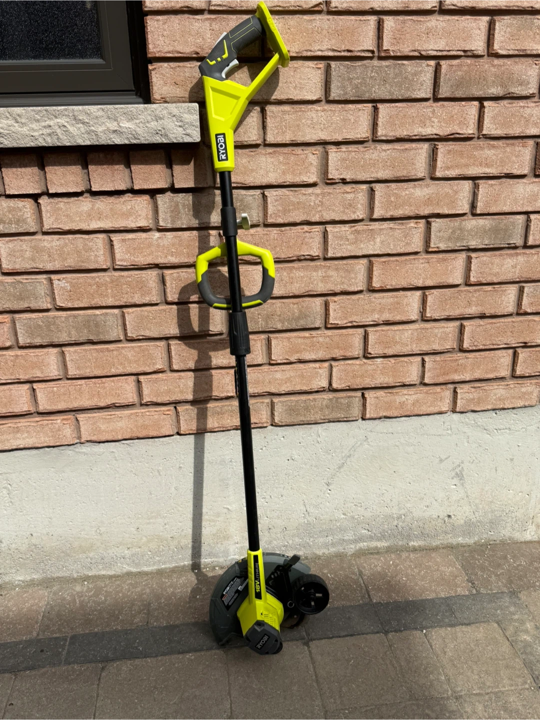 Ryobi P2300 9” 18V Edger - photo 3