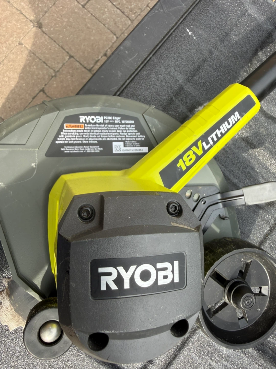 Ryobi P2300 9” 18V Edger - photo 4