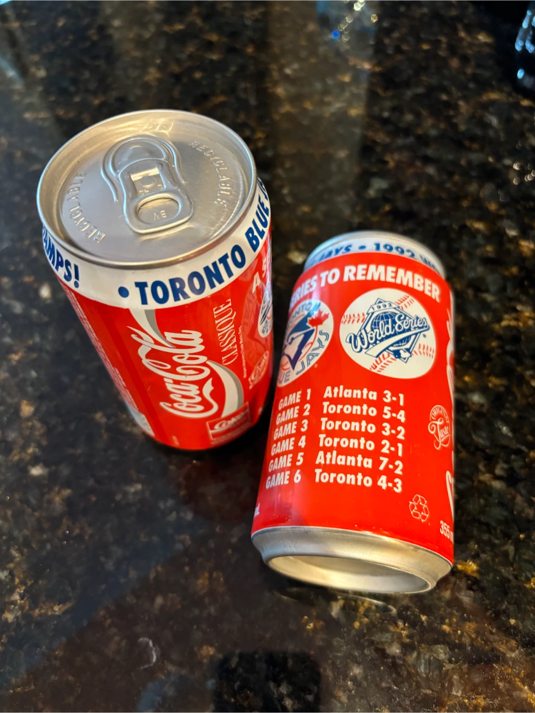 Two 1992 Toronto Blue Jays World Series Coca-Cola Cans - photo 4