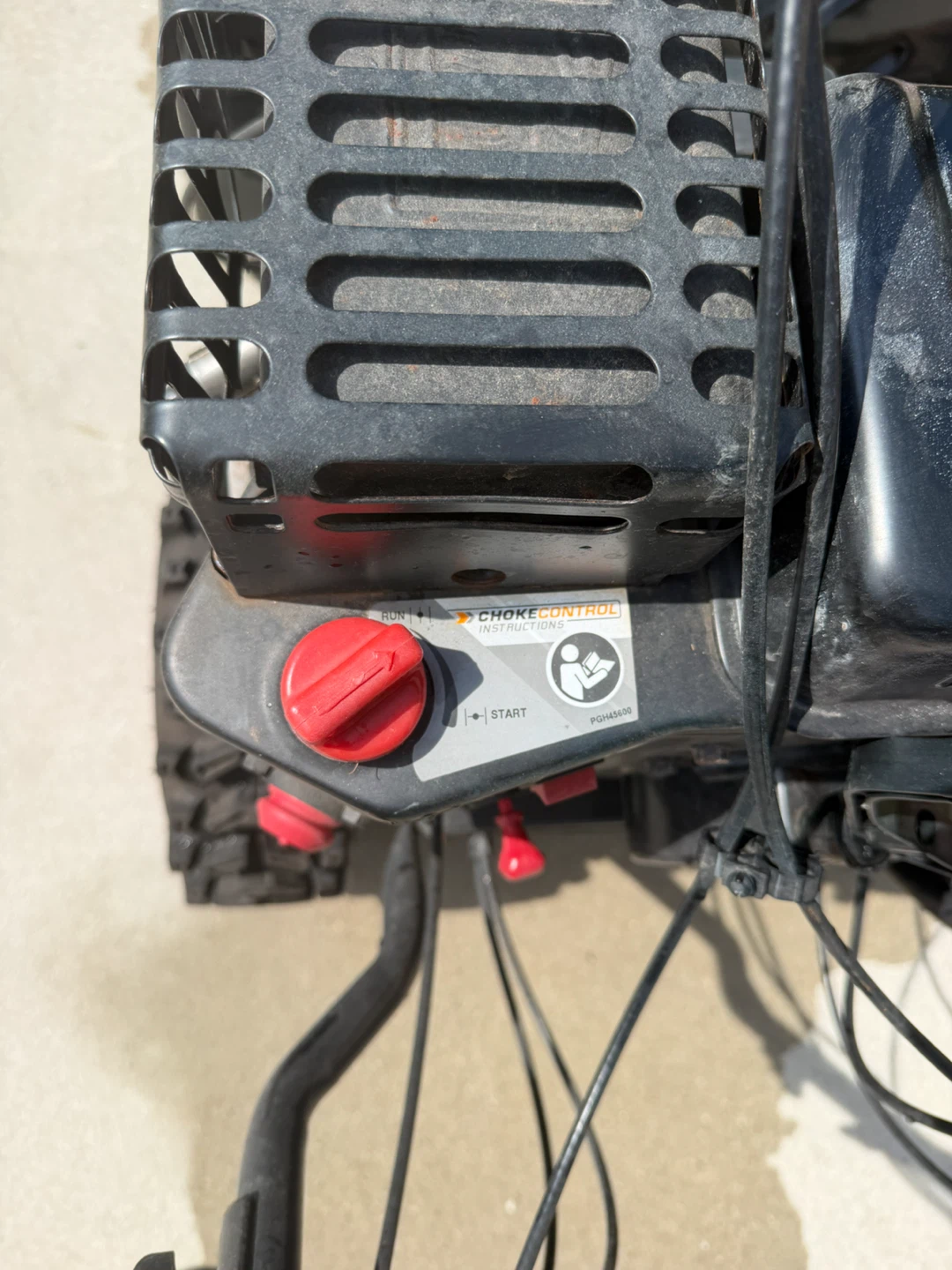 Poulan Pro 208cc 24-inch Snow Blower - photo 3