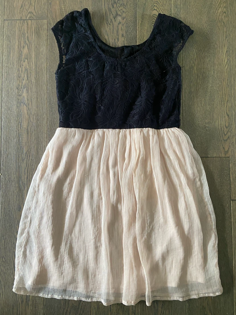 Dynamite Black and Peach Dress M - photo 5