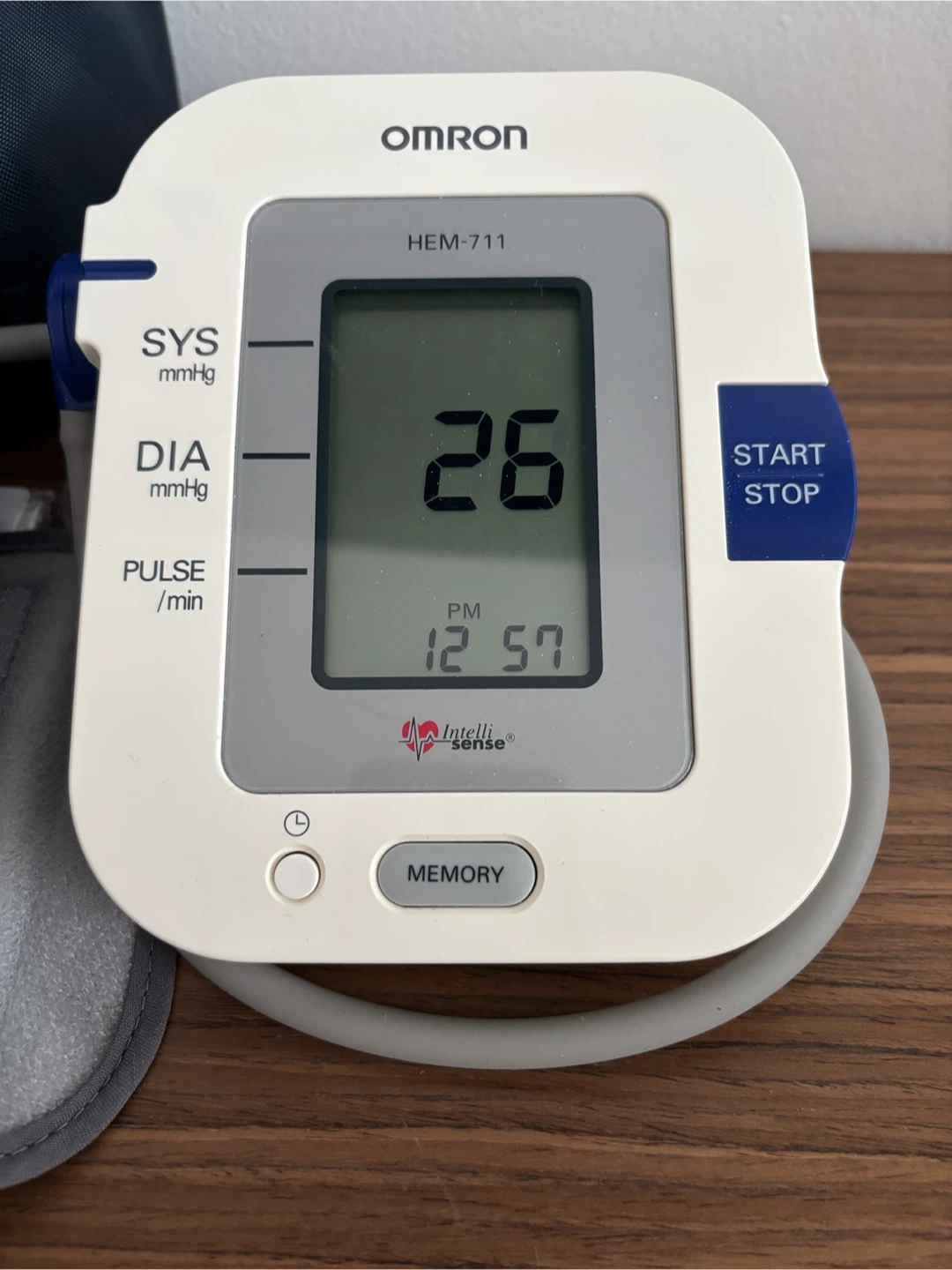 Omron HEM-711 Automatic Blood Pressure Monitor - photo 3