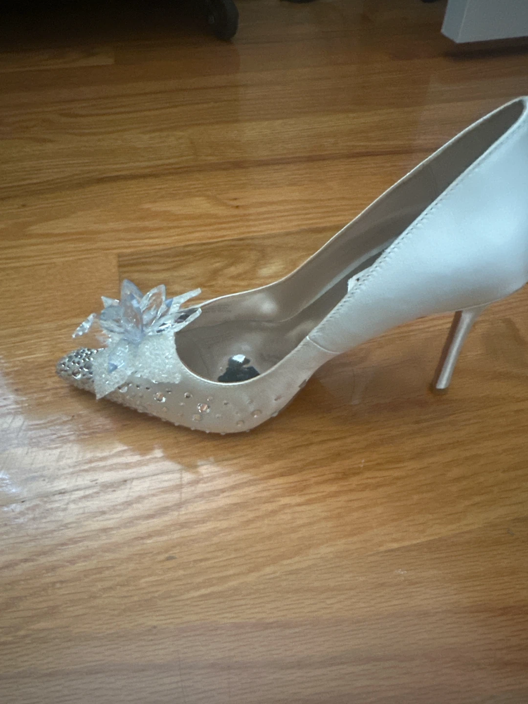 Badgley Mischka Crystal Embellished Heels - photo 2