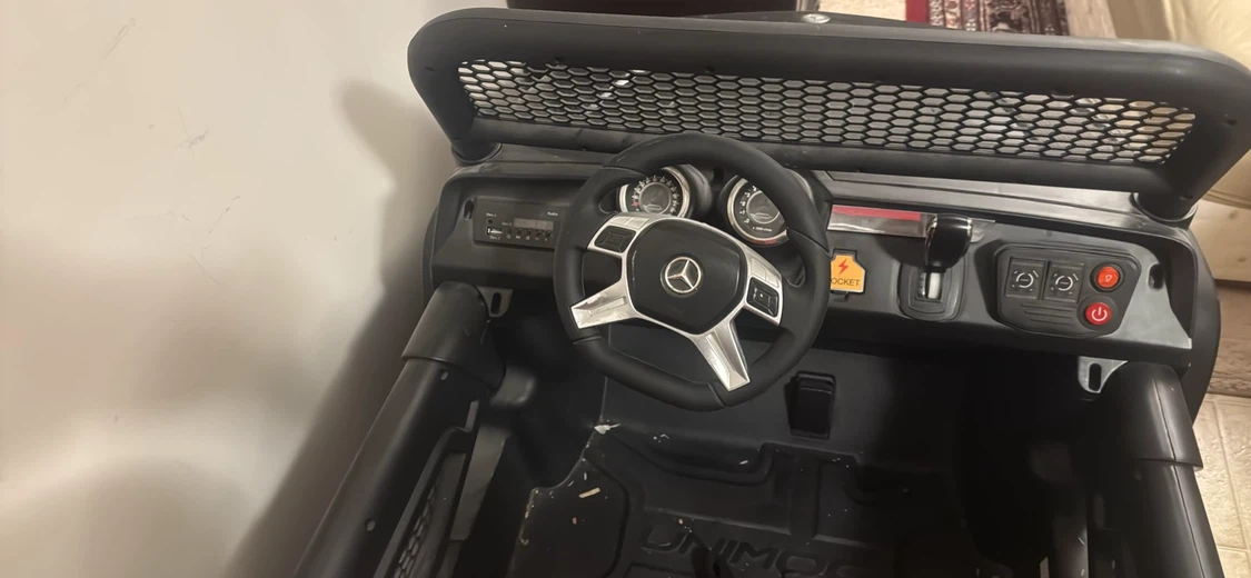 Mercedes-Benz Unimog ride-on toy - photo 2
