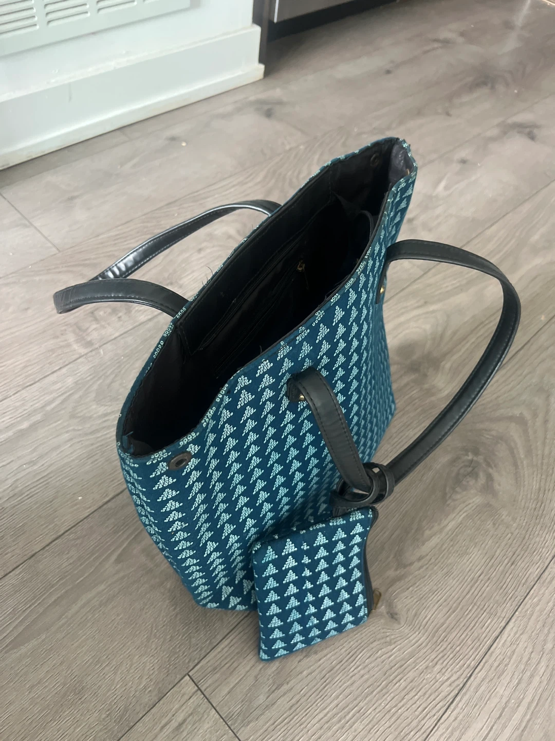 Patterned Tote Bag/ laptop tote with Matching Pouch - photo 3