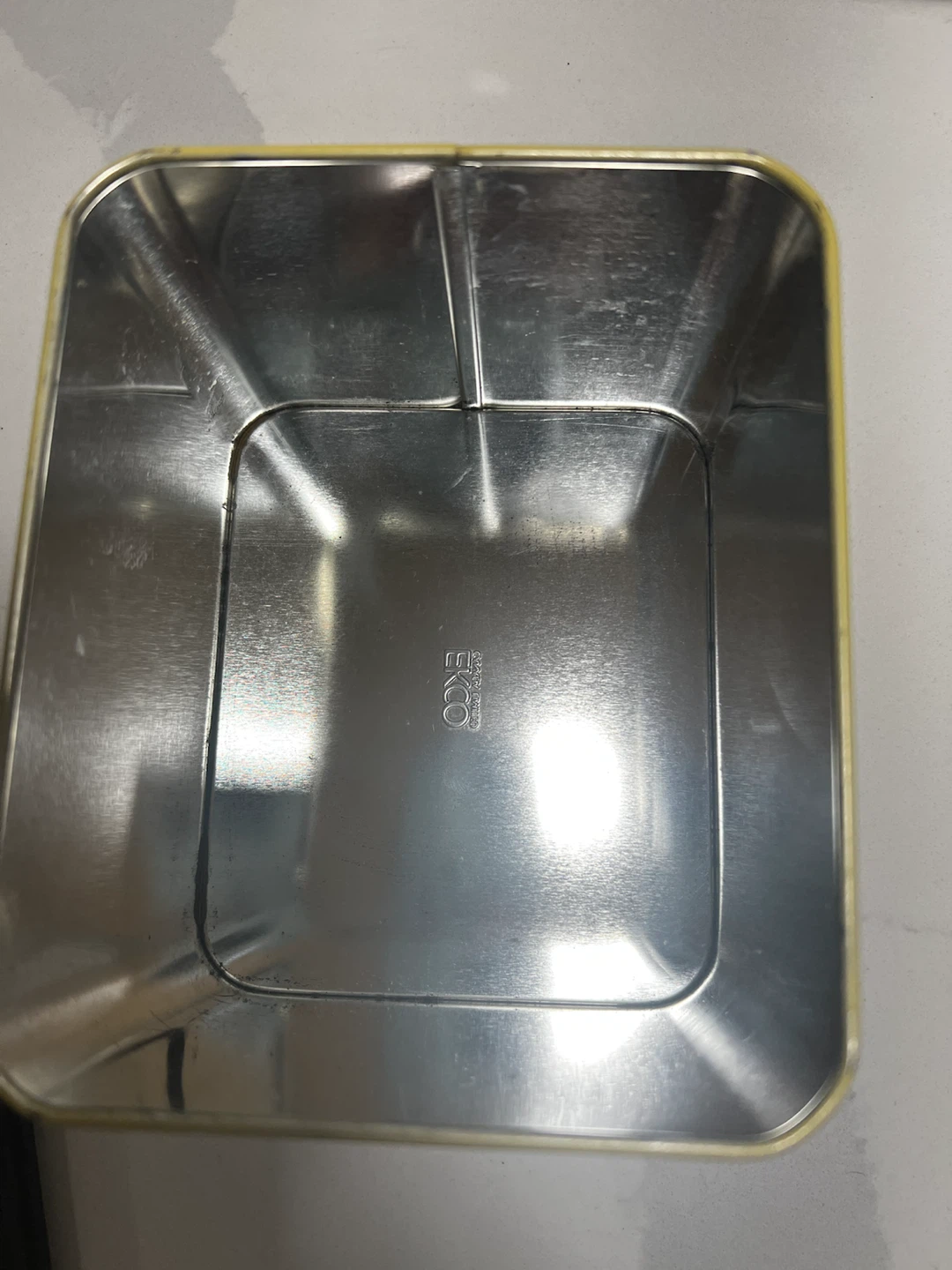 Vintage Ekco Canada Limited Metal Storage Tin - photo 3