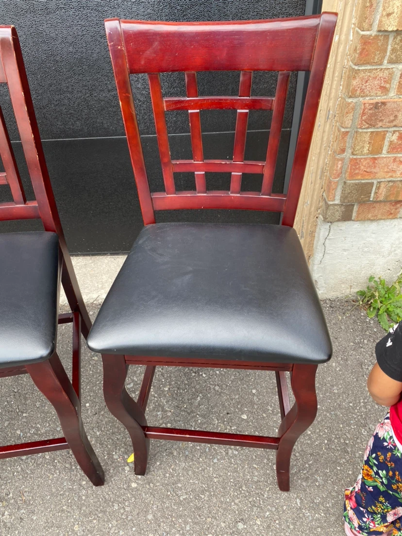 Set of 4 Wooden Bar Stools