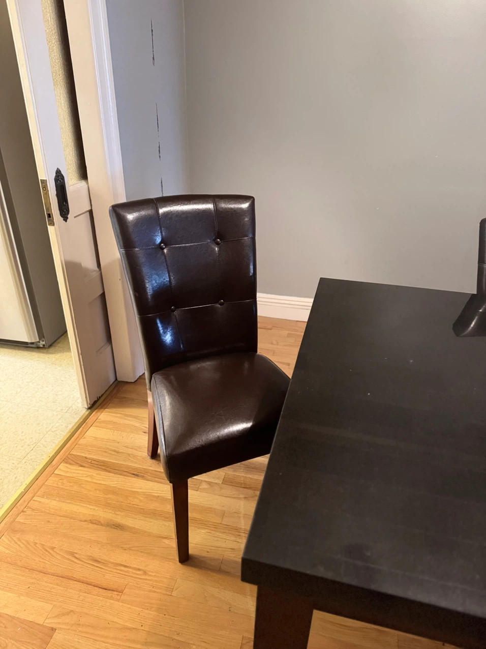 Dining room table and chairs - photo 4