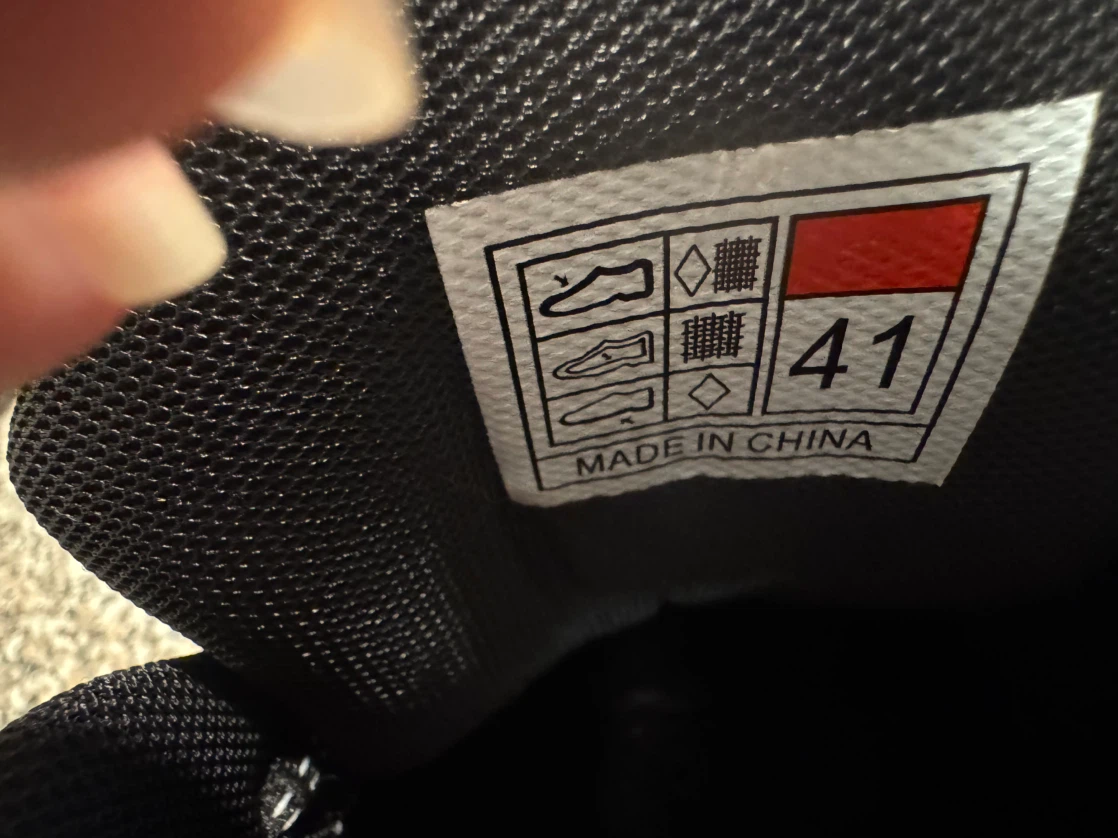 Basketball Shoes Size 41 - photo 3