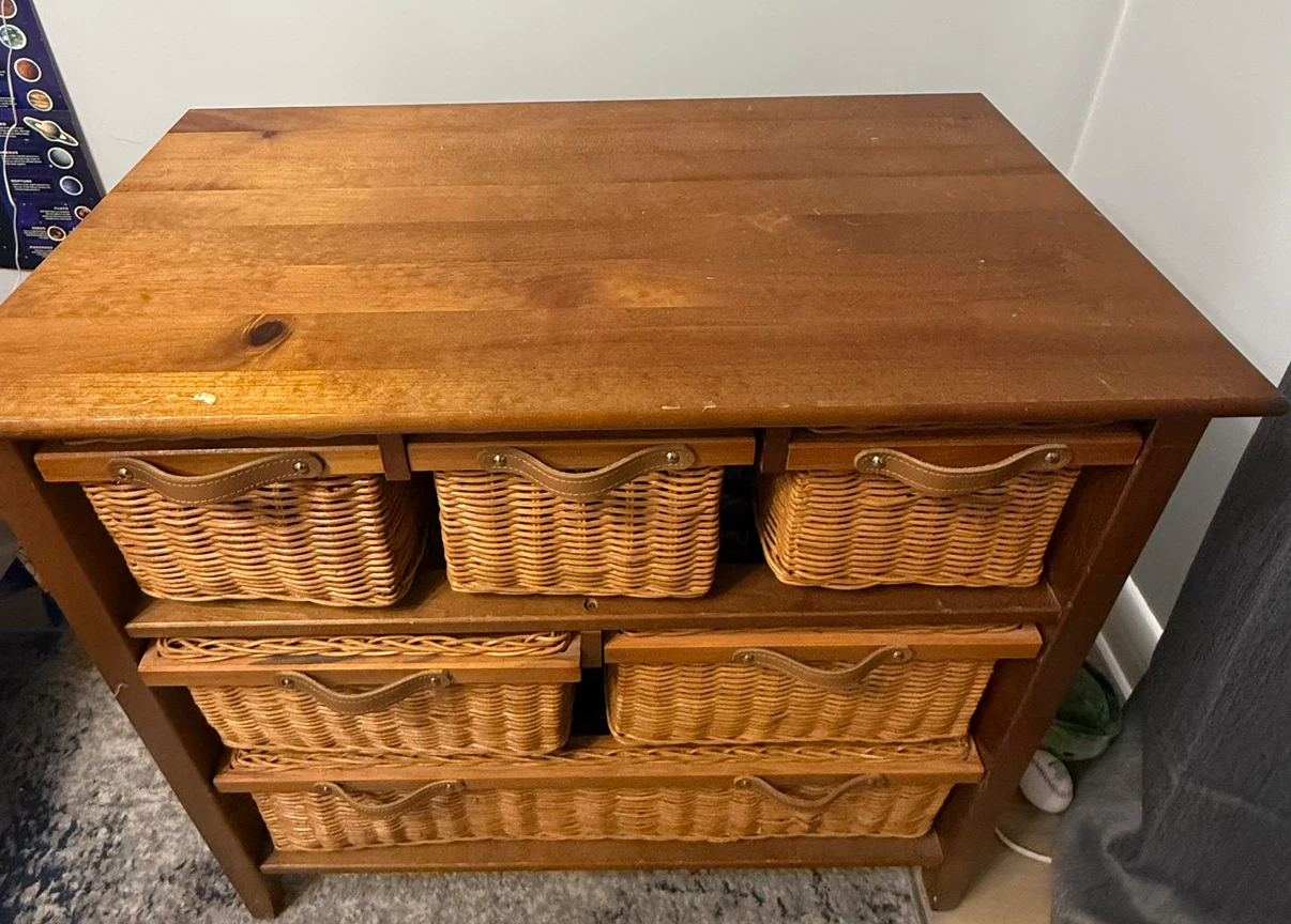 Wooden storage unit with woven baskets - photo 2
