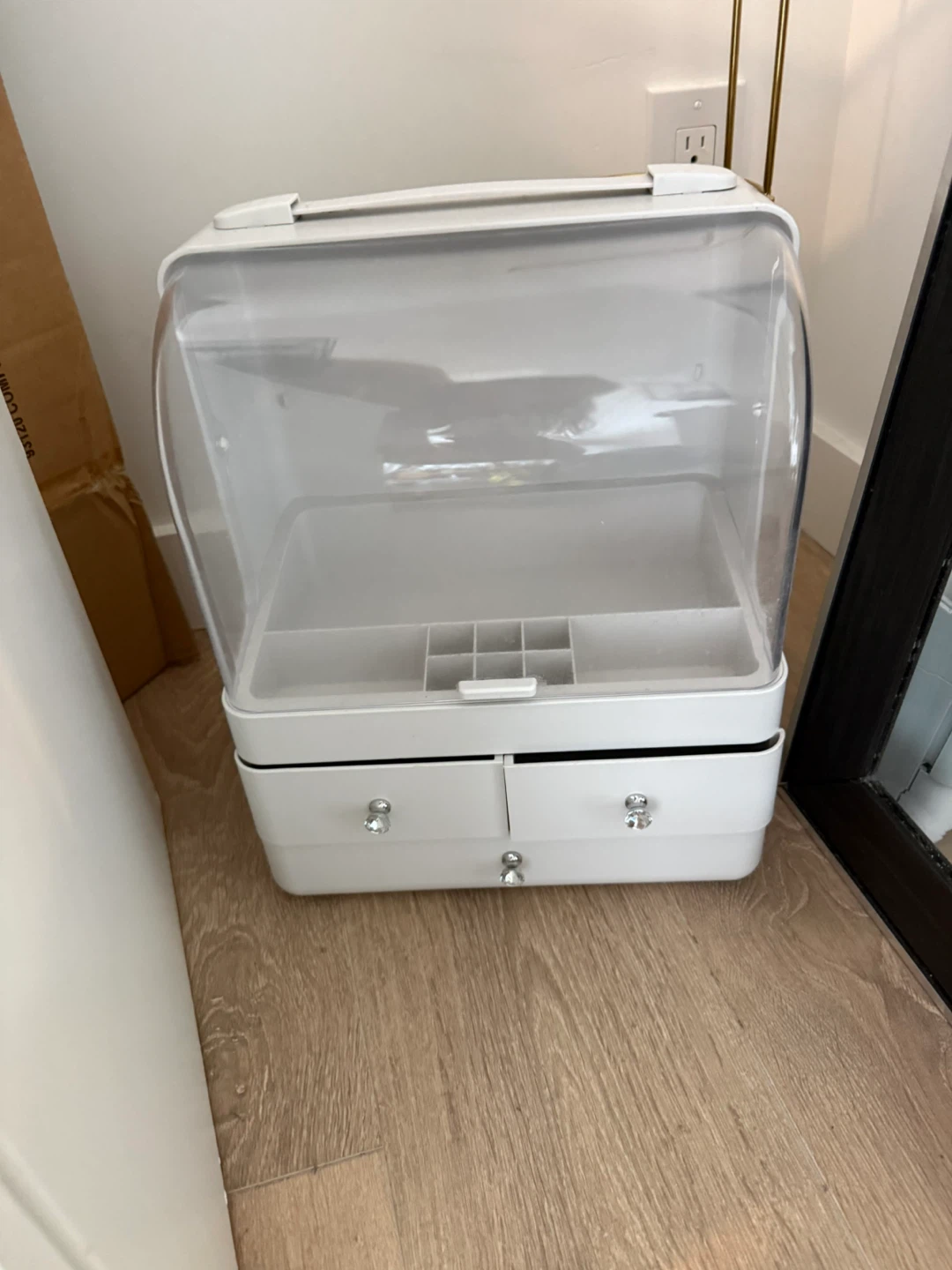 Moving sale - organizer items - photo 4