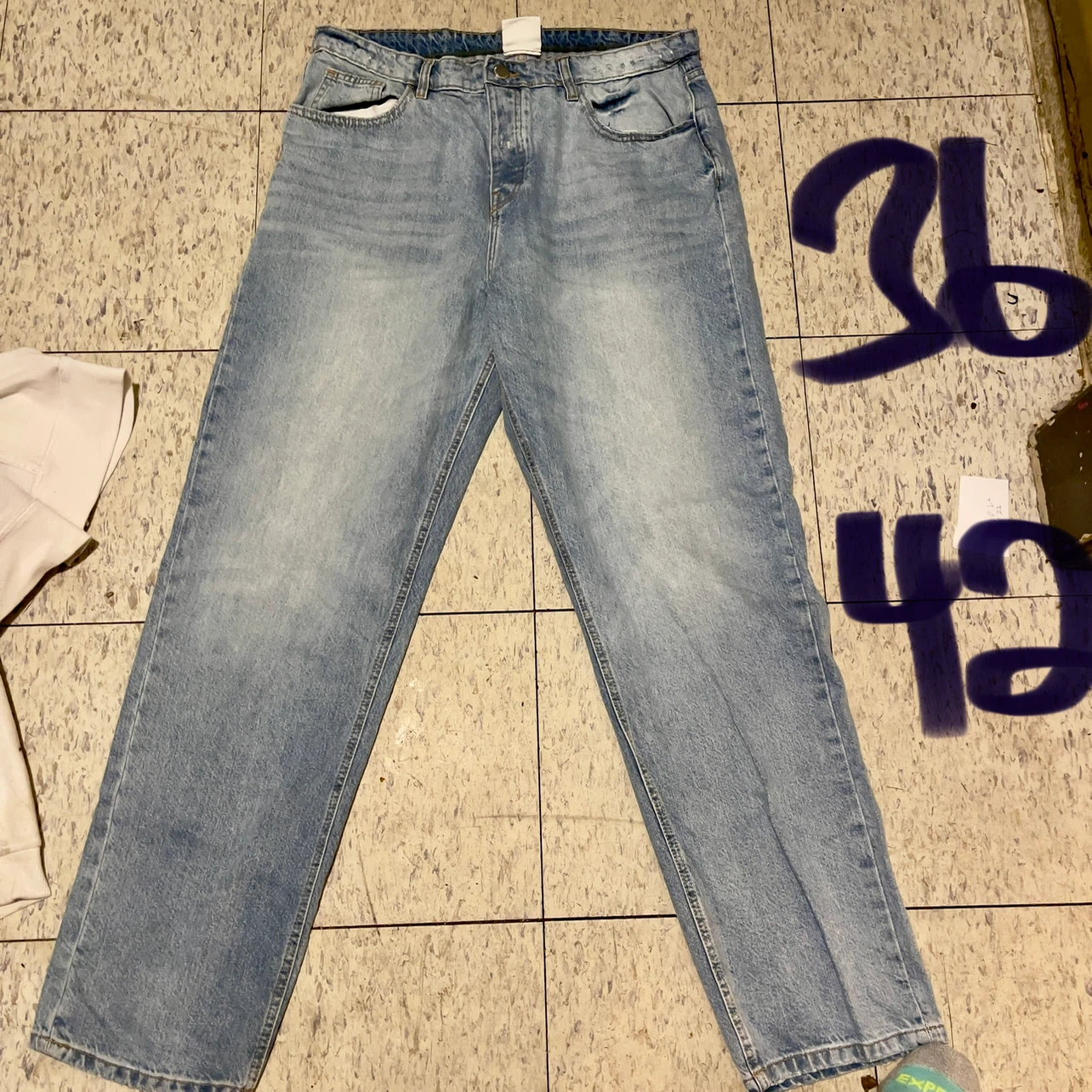 Light wash denim jeans size 36