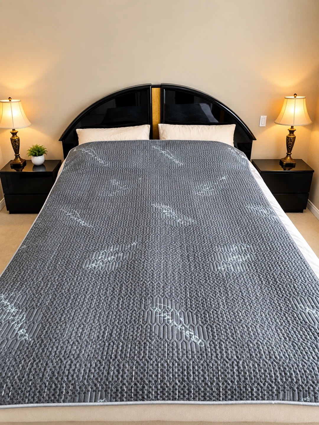 High Quality Thick Mattress Protector Pad Brand New - photo 4