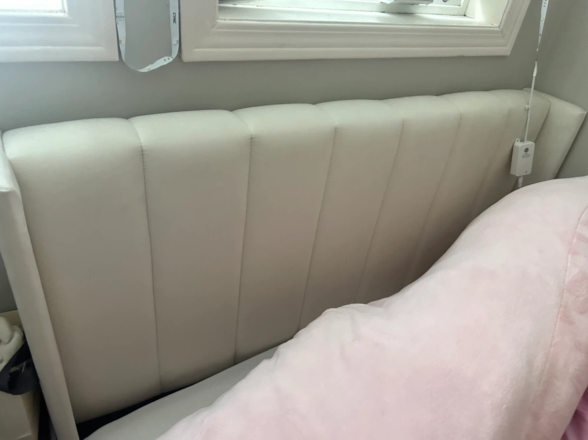 Twin White bed   With mattress - photo 2