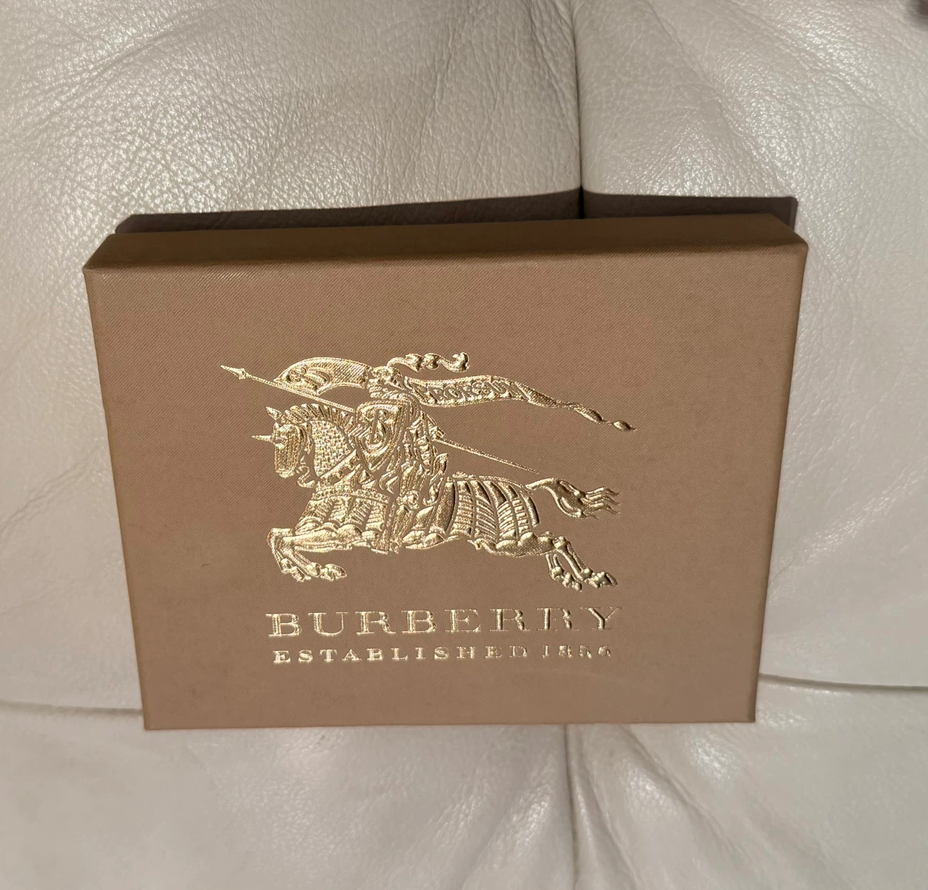 Burberry empty box with dust bag - photo 2