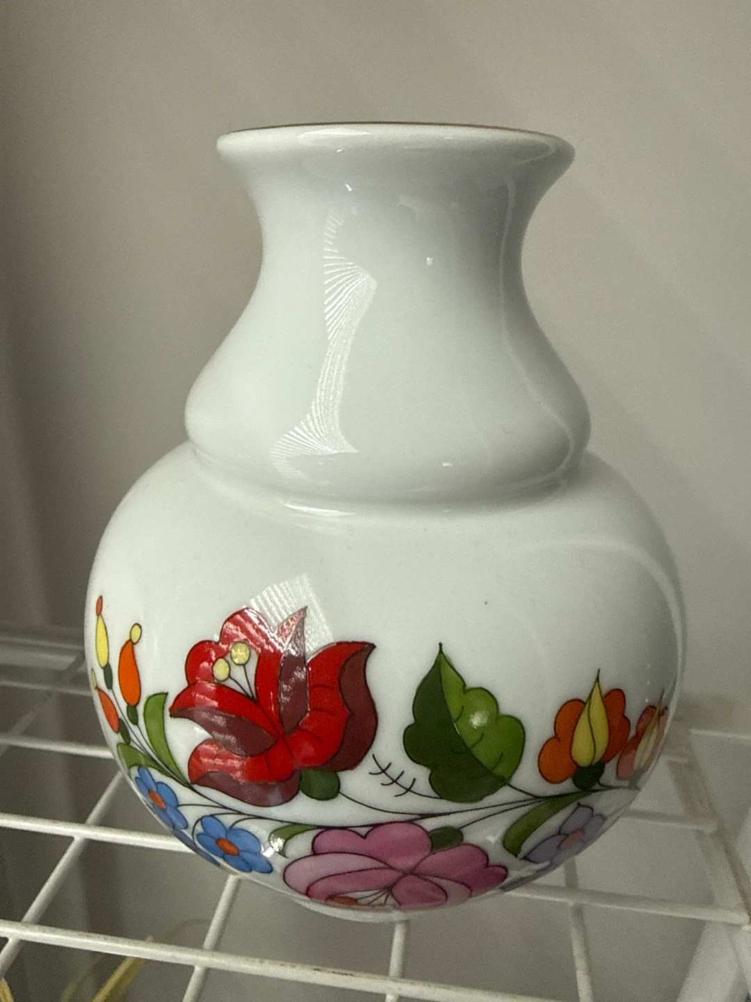Two Vintage Decorative Ceramic Vases - photo 3