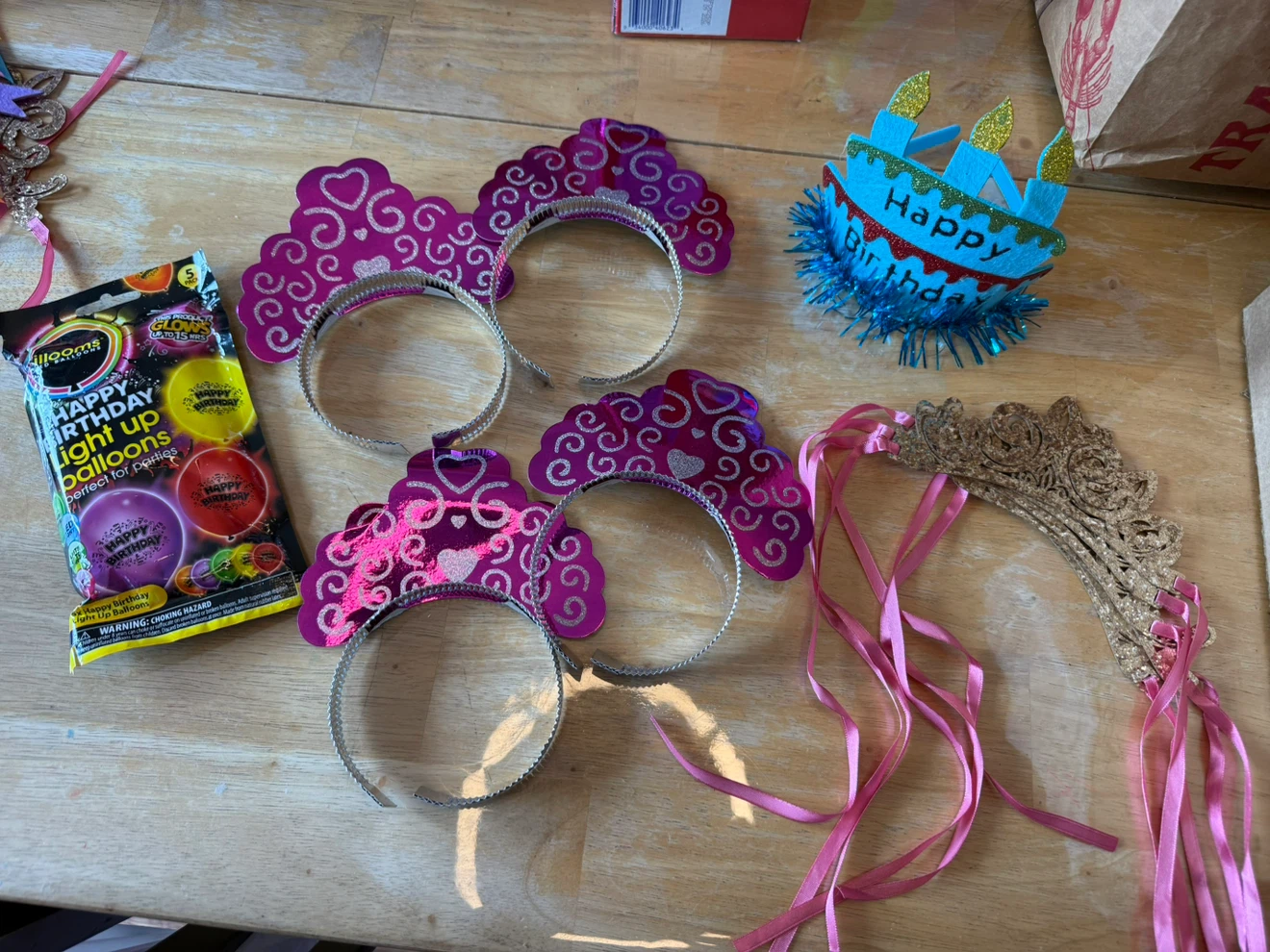 FREE Party decorations-child - photo 5