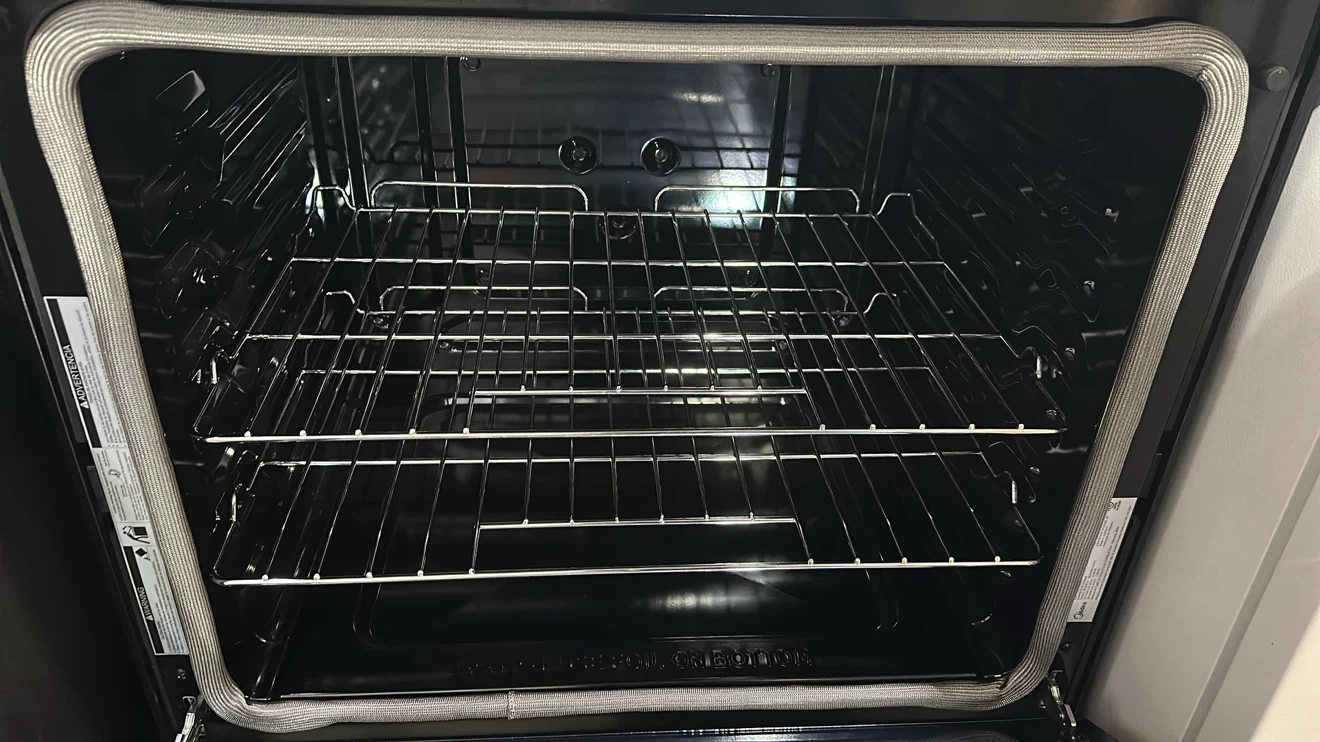 Midea 30” Electric Stove - Selling New Appliances - photo 3