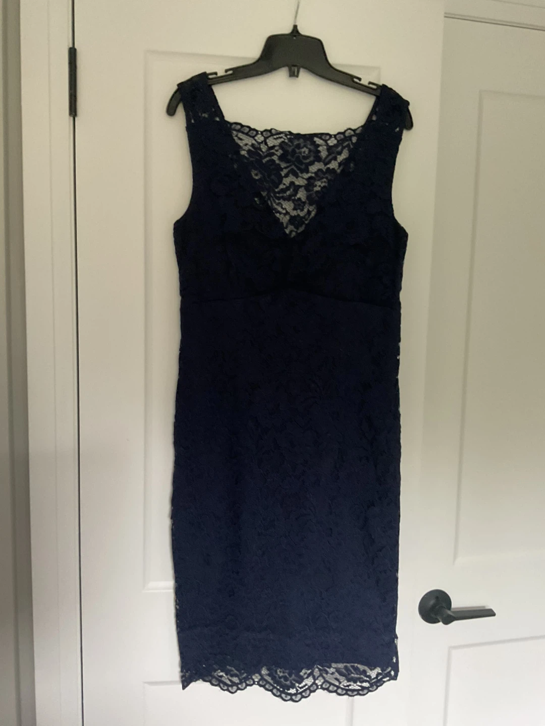 Navy blue lace sleeveless cocktail dress