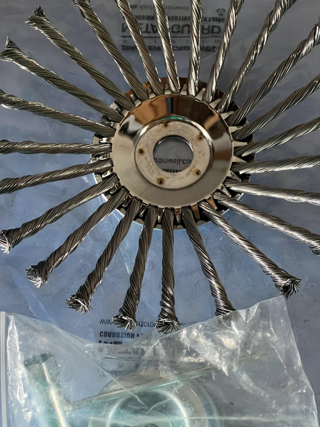 10 Inch Twisted Wire Derusting Weeding Wheel - photo 2
