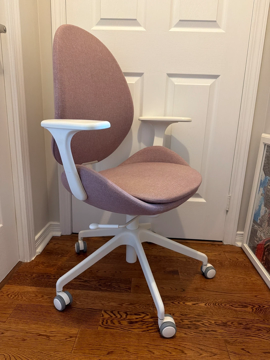IKEA Hattefjäll office chair with armrests