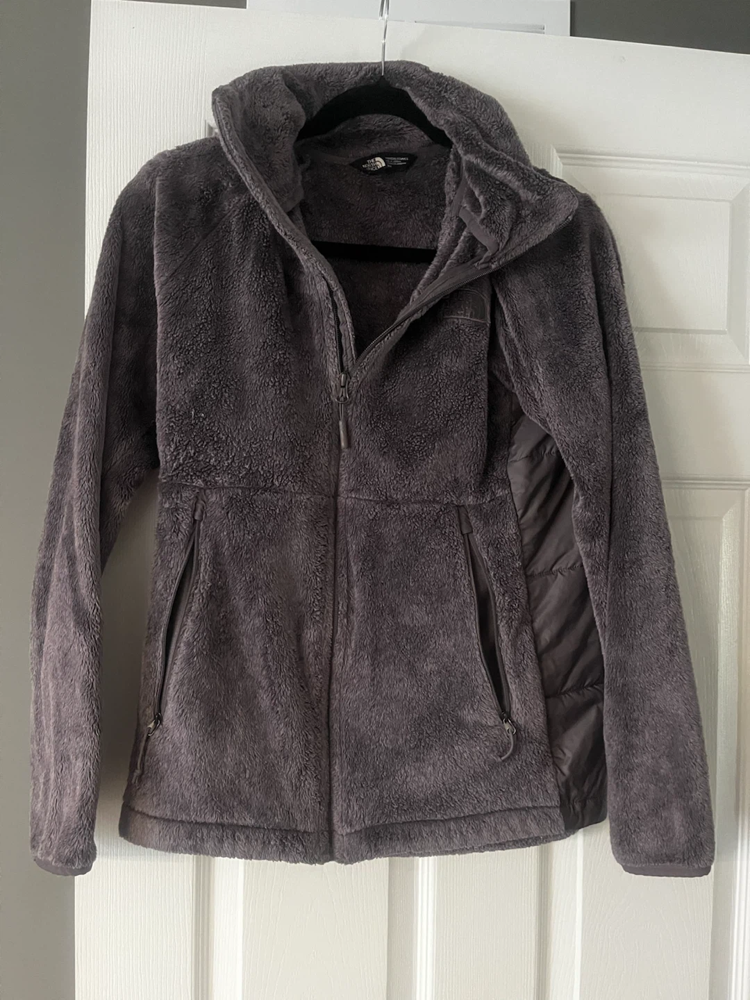 North Face Sweater size medium