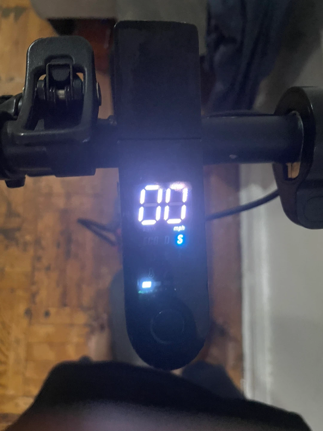 Electric Scooter - photo 2