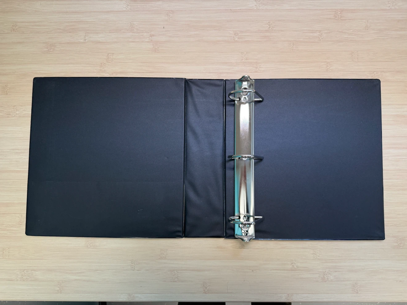 University of Calgary 3-Ring Binder - photo 2