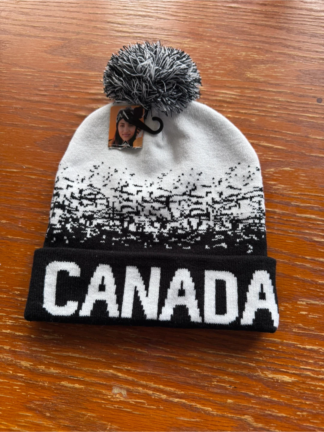 Canada Knit Pom Pom Toque - photo 2