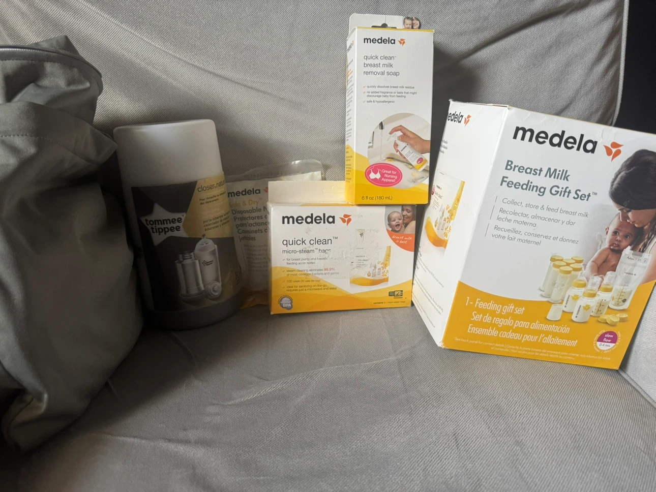 Medela Breast Milk Feeding Set and Tommee Tippee Warmer