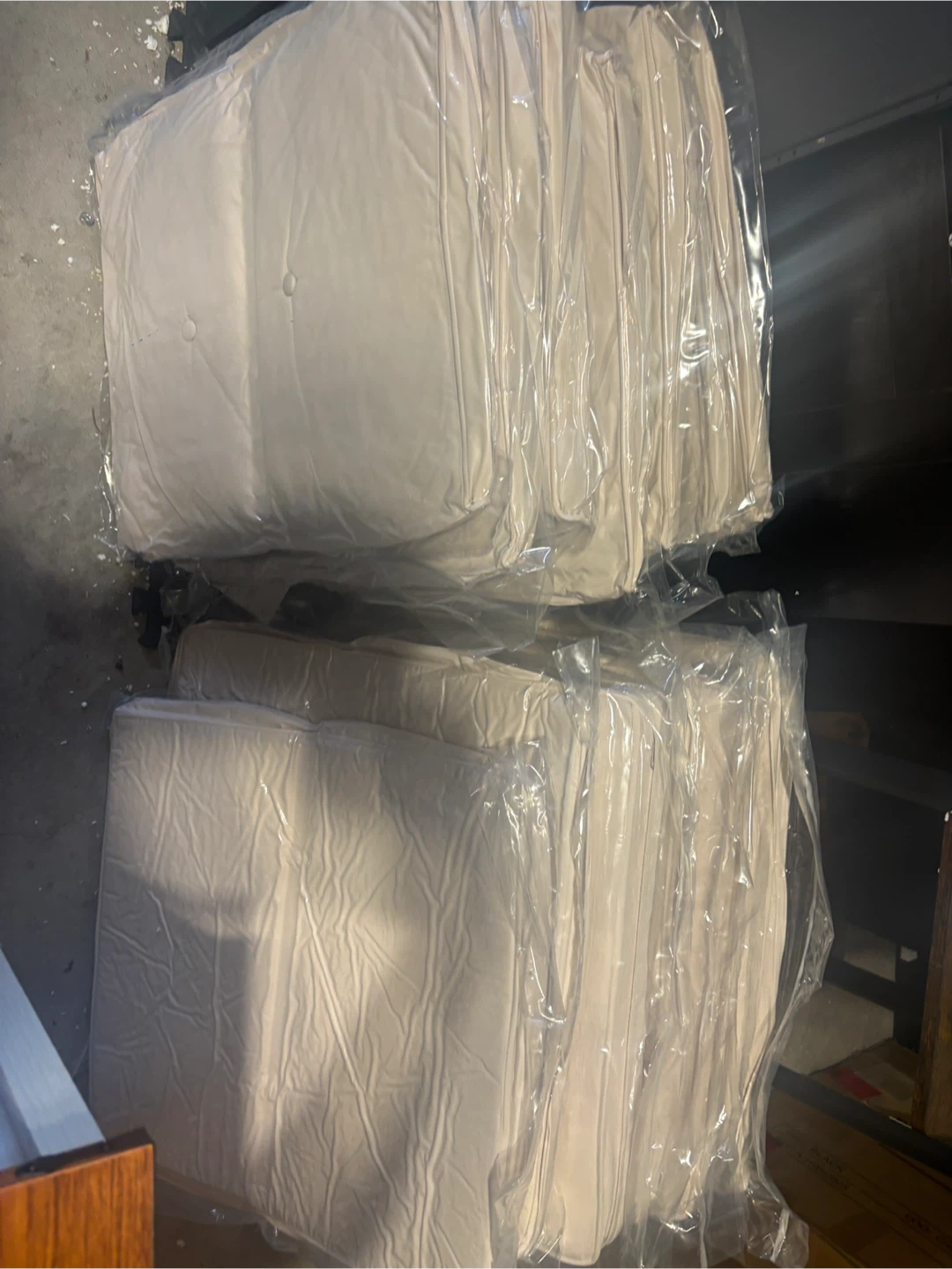 Set of off-white seat cushions- 14 - photo 2