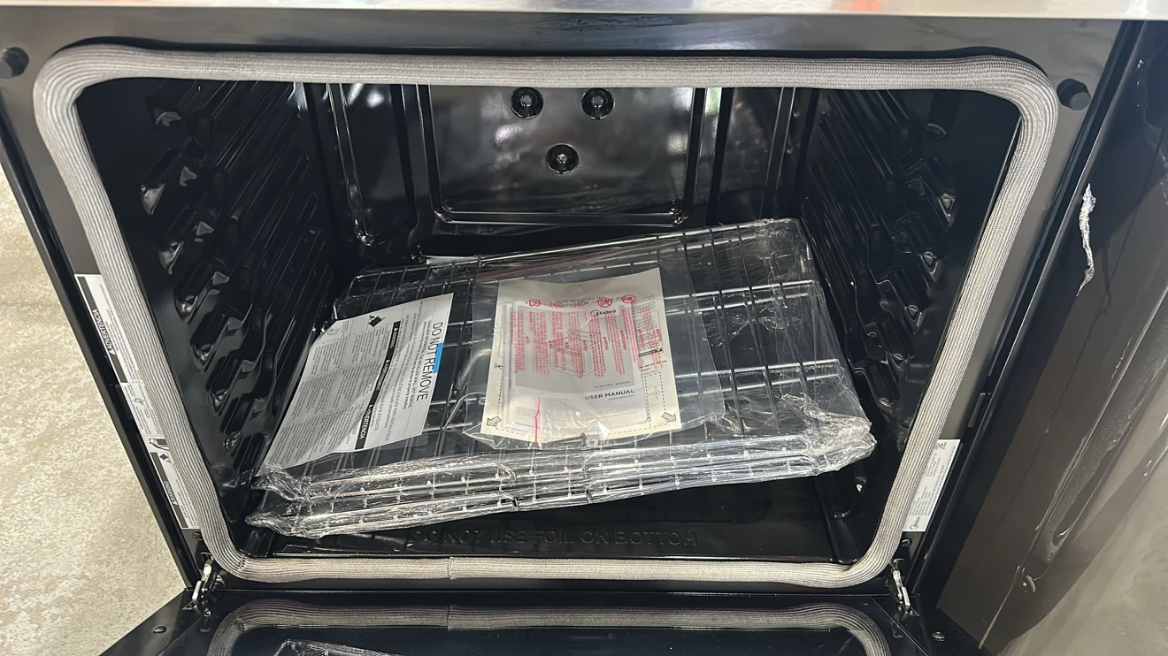Midea 30” Electric Stove - Selling New Appliances - photo 4