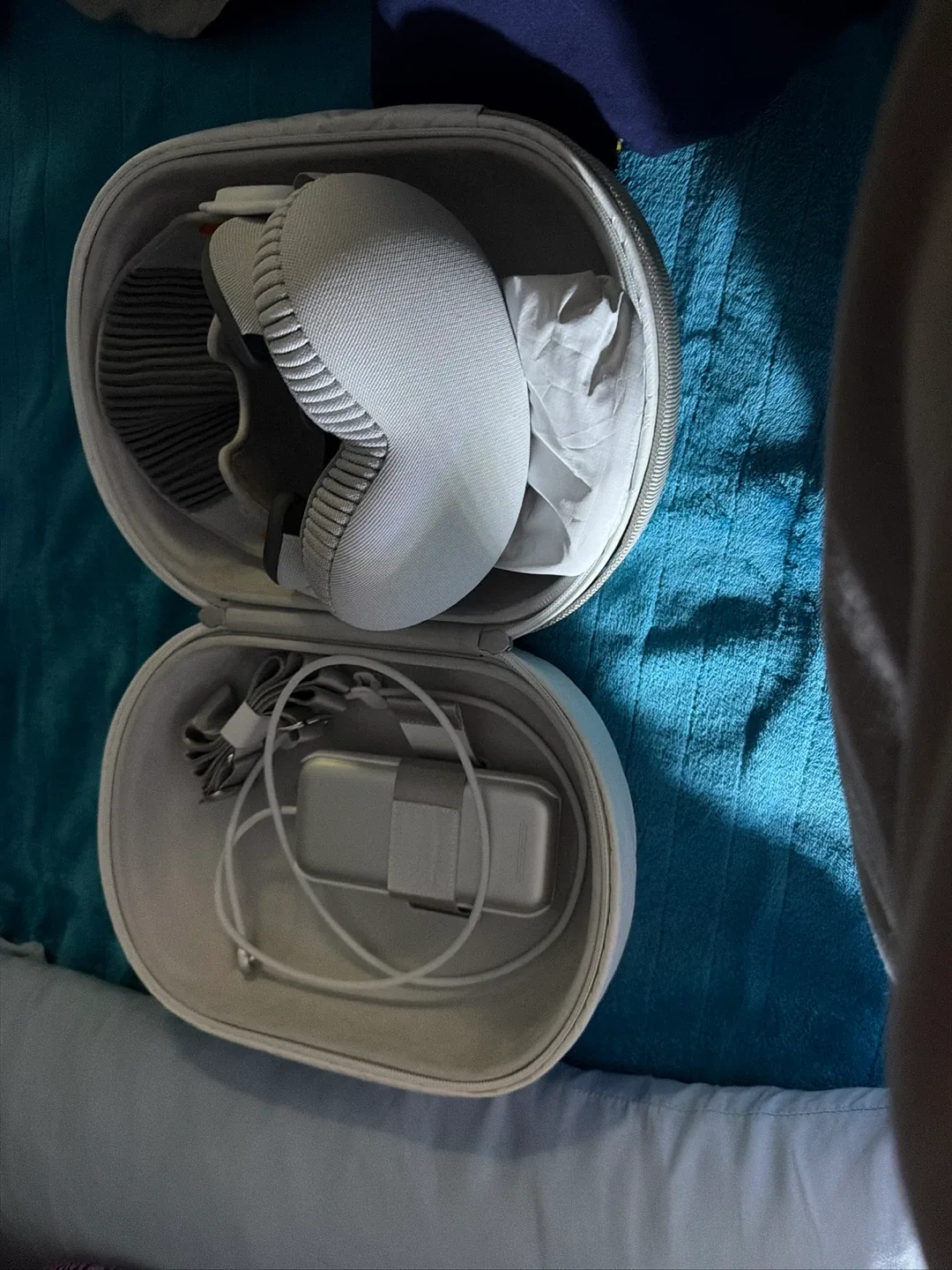 Apple Vision Pro - photo 3