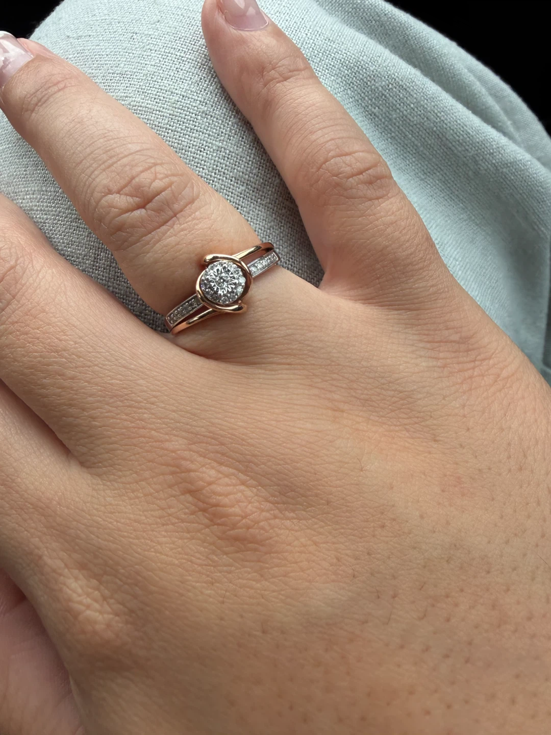 10K Yellow and White Gold Diamond Cluster Ring (0.25 ct tw