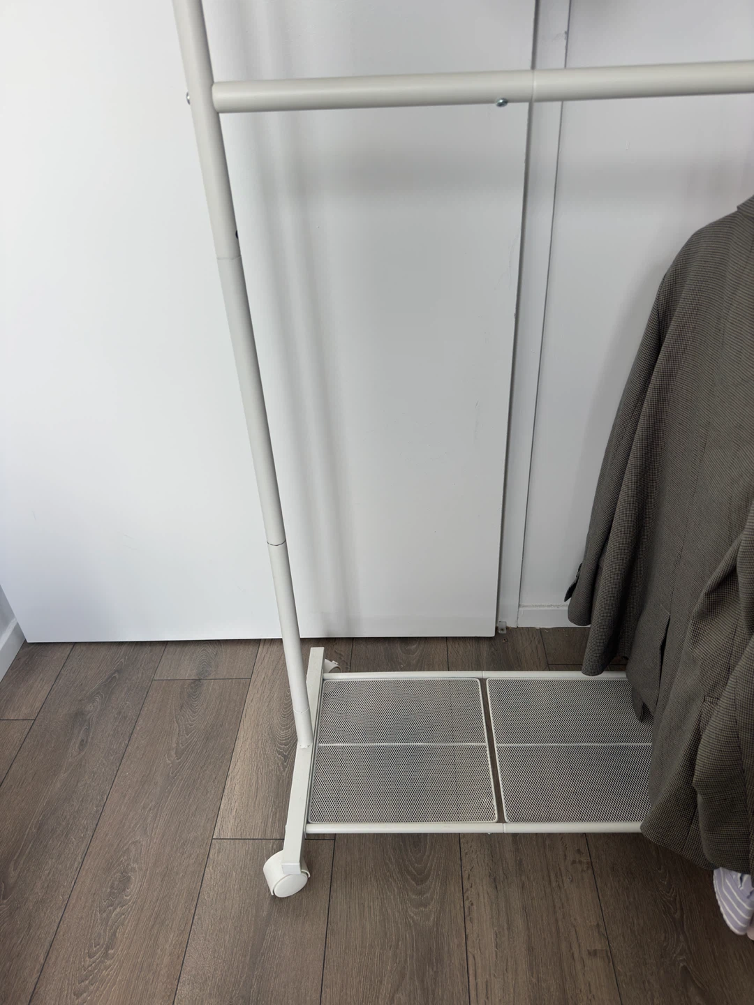 White Clothes Rack - photo 2