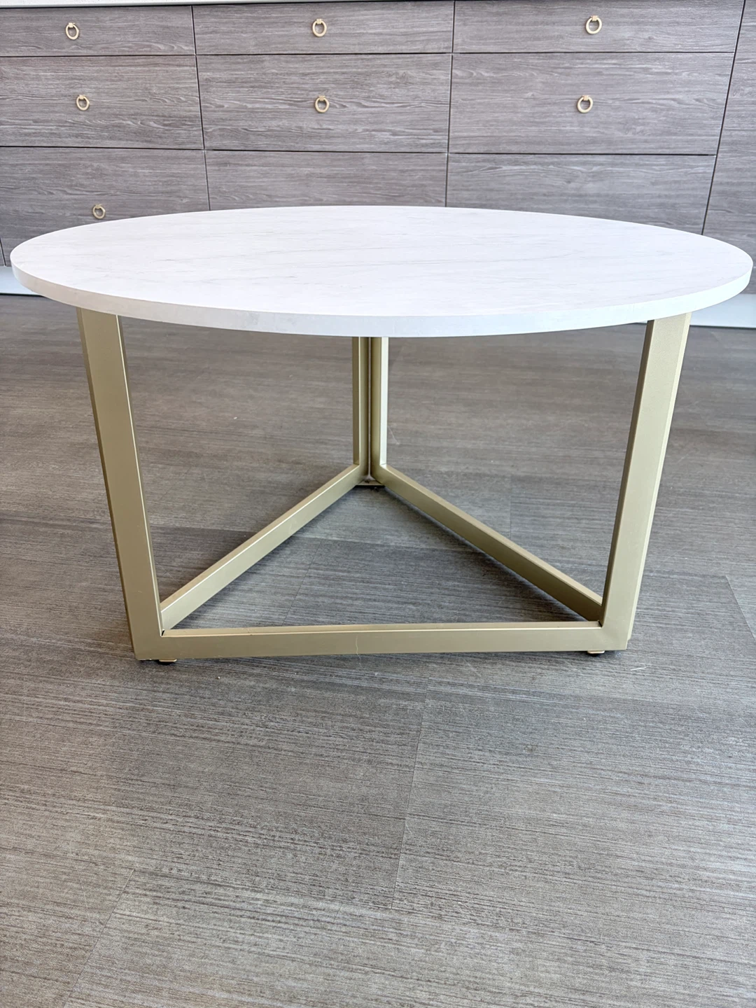 $10 Round Coffee Table - Pickup Only