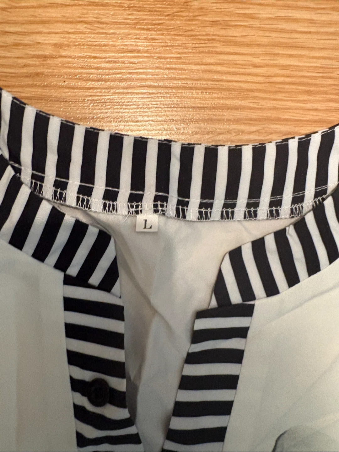 Women’s Shirt Size Large $5 firm - photo 2