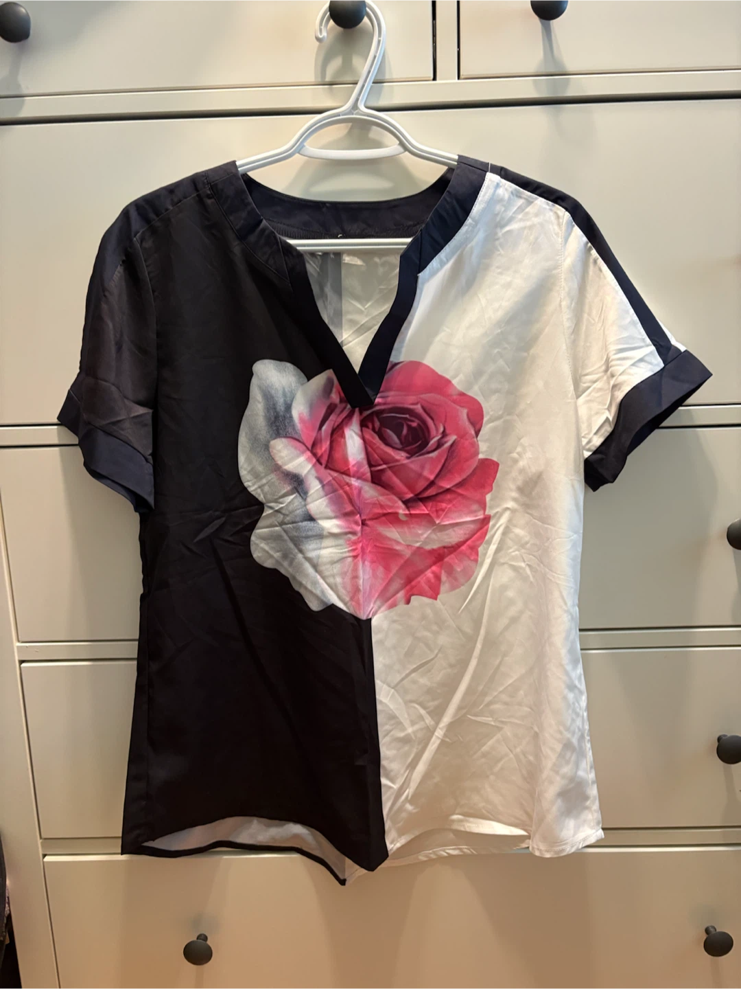 Women’s Shirt Size Large $5 firm