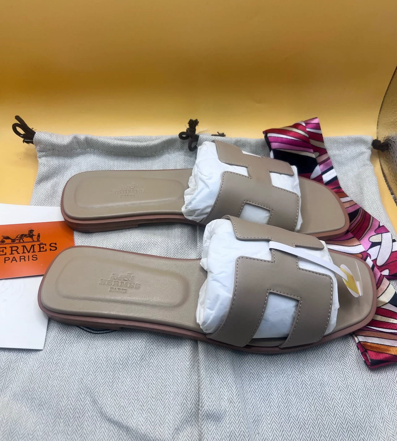 Hermes Oran Sandals Tan - photo 4