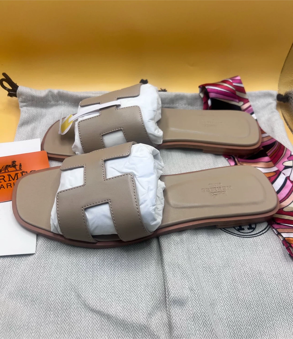 Hermes Oran Sandals Tan - photo 5