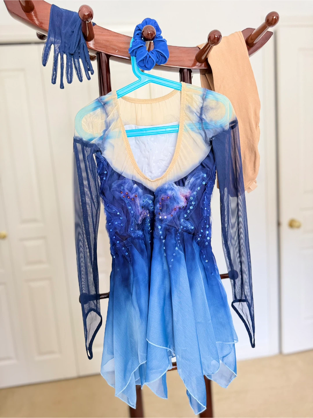 Figure skating competition dresses - photo 5